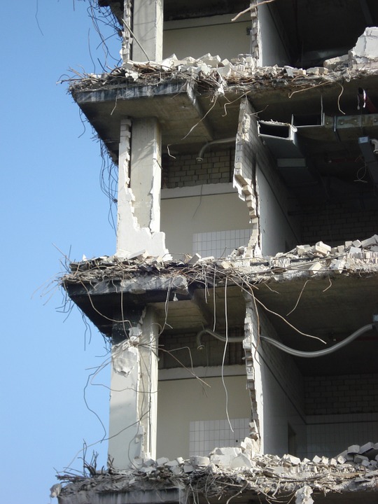 Why You Should Hire A Professional Demolition Crew To Demolish Your Properties